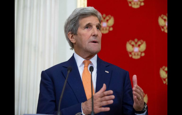 Kerry aprovechó la reunión que sostuvo con Putin para hablar sobre la piloto ucraniana. AFP / A. Harnik