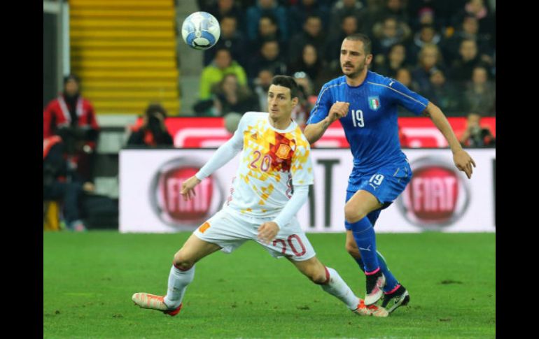 Aritz Aduriz fue la gran novedad en la convocatoria del técnico Vicente del Bosque. AP / P. Giovannini