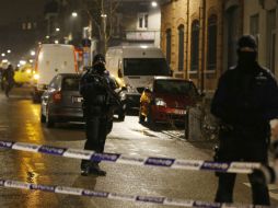 La policía hizo redadas en Schaerbeek, el barrio de donde salieron los terroristas que causaron 31 muertes. AP / A. Grant