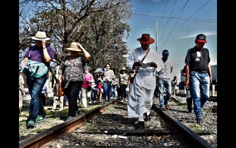 La marcha estuvo acompañada por tapatíos que apoyan esta causa. EL INFORMADOR / E. Barrera