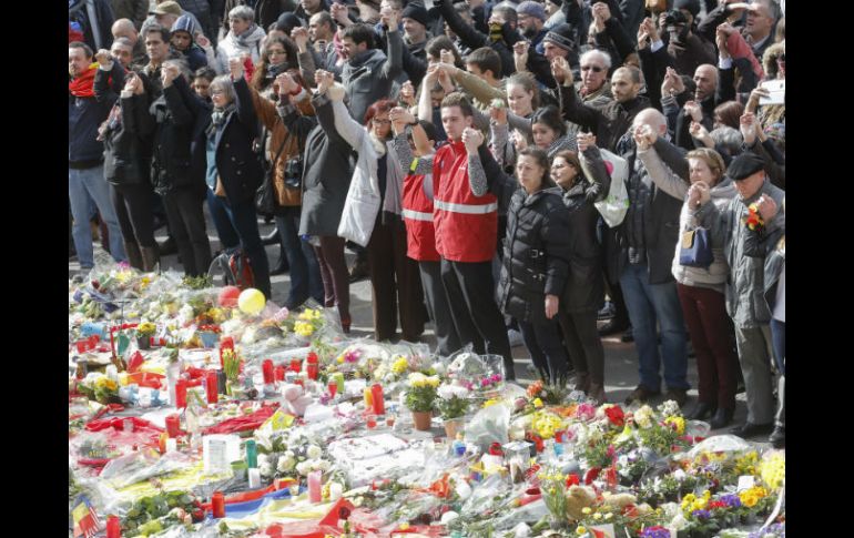 Diversos homenajes han tenido lugar desde el pasado 22 de marzo, cuando sucedieron las tres explosiones en Bruselas. EFE / O. Hoslet