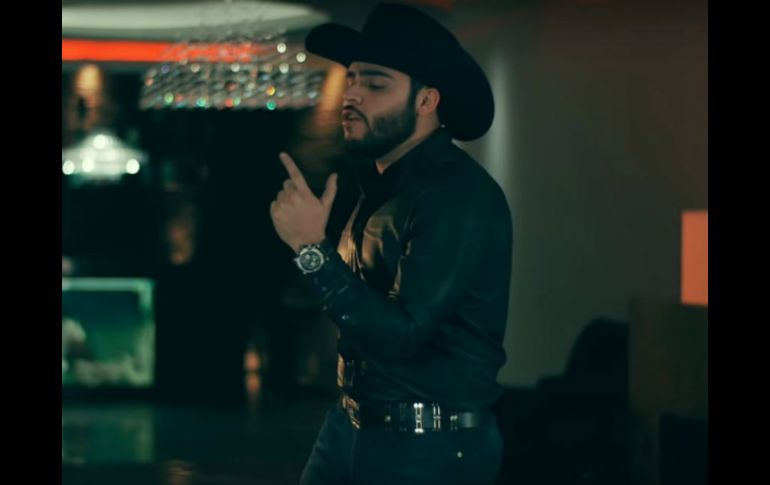 Gerardo Ortiz señala que seguirá trabajando en sus presentaciones y un nuevo video. YOUTUBE / GerardoOrtizVEVO