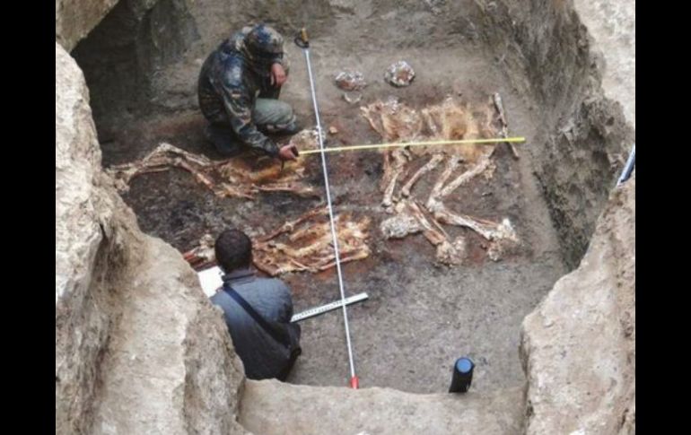 Las tumbas están esculpidas en la roca, tienen pasadizos excavados en el suelo y constan de una o dos salas cuadradas. ESPECIAL /