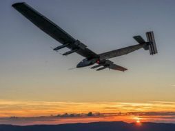 La vuelta al mundo del avión es un experimento suizo que sólo utiliza energía solar. TWITTER / @solarimpulse