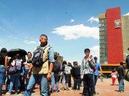 Alumnos de Derecho exigen a Enrique Graue que explique cuál es la estrategia para resolver el asunto del auditorio. SUN / H. García