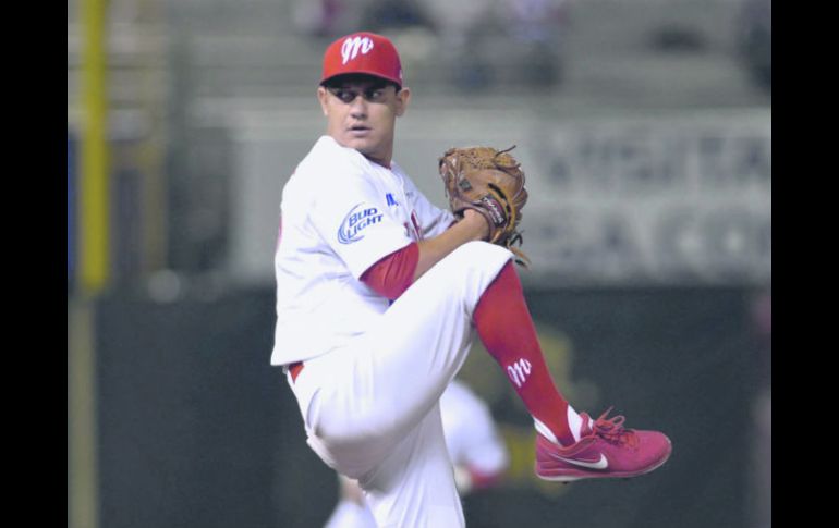 Estadio Fray Nano. Arturo López, de los Diablos Rojos del México, cargó con la derrota en el primer juego. ESPECIAL /