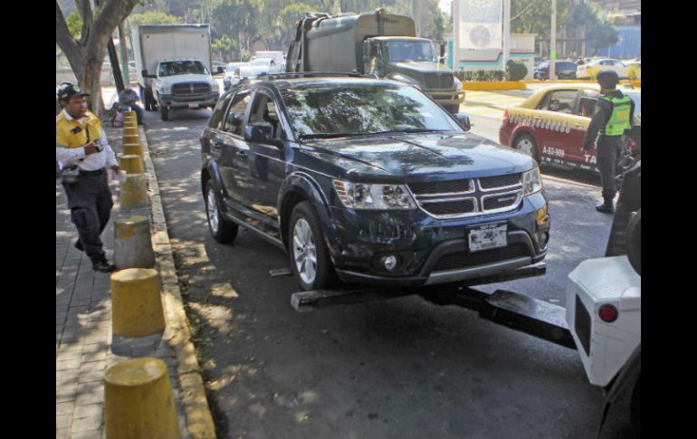 Las medidas incluyen sanciones a automovilistas que no cumplan con el programa ''Hoy No Circula''. SUN / F. Ramírez