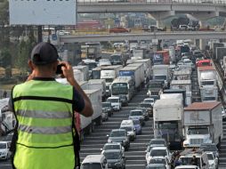 Del 5 al 8 de abril han sido sancionados mil 390 vehículos y 16 motocicletas por infringir el Reglamento de Tránsito. SUN / ARCHIVO