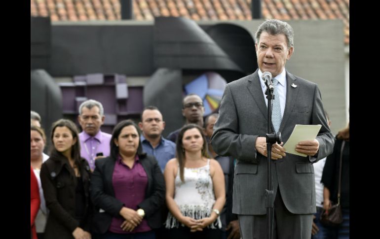 La ley de restitución de tierras no es contra nadie, declaró Santos, es a favor de quienes perdieron sus propiedades. EFE / J. Bello