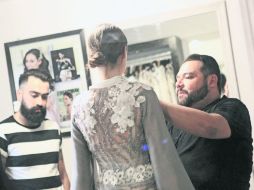 Prepara su colección. Benito Santos se alista para el Mercedes Fashion Week. EL INFORMADOR / A. Hinojosa