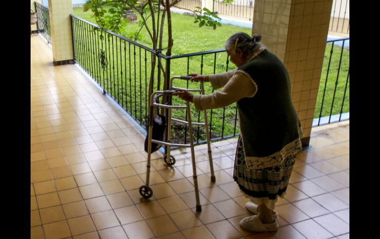 Las principales manifestaciones son los trastornos digestivos, alteraciones en la postura y la depresión. EL INFORMADOR / ARCHIVO