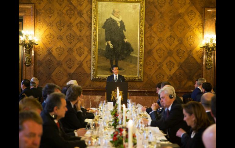 En la sede del ayuntamiento de Hamburgo afirmó que Alemania y México tienen sólidos vínculos de amistad y entendimiento. NTX / ARCHIVO