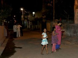 Residentes en Yangon, salen atemorizados a las calles. AP / B. Das