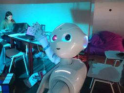 Pepper será utilizado para mejorar la capacidad de hablar en inglés de los alumnos. TWITTER / @PepperTheRobot