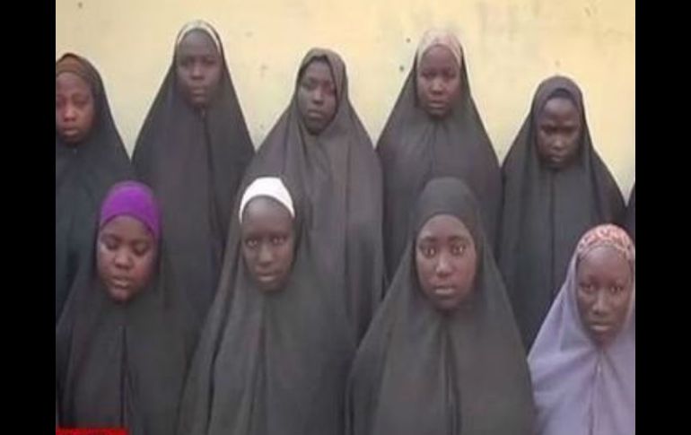 El video fue exhibido ayer en la capital de Borno, Maiduguri, a madres de varias escolares desaparecidas. TWITTER / @InfobaeAmerica