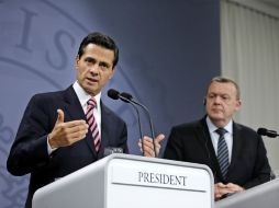 El Presidente Enrique Peña Nieto, junto al primer ministro de Dinamarca, Lars Lokke Rasmussen. AP / J. Dresling