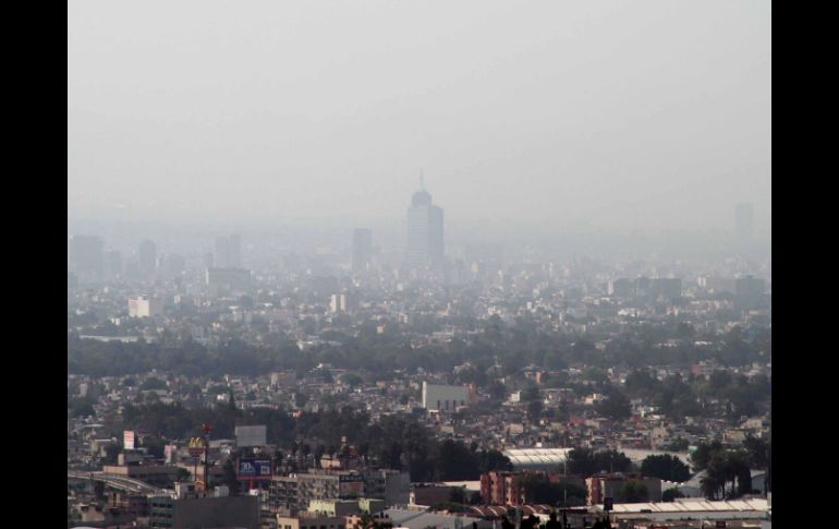 El especialista considera que para regular la contaminación en el país es hacer una mejor verificación del transporte. SUN / ARCHIVO