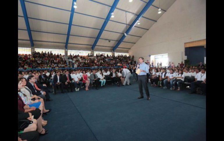 Reiteró que el Politécnico es un Órgano desconcentrado de la SEP que no cambia. TWITTER / @aurelionuno