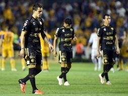 Los jugadores se despidieron de la Primera División tras caer ante Tigres. EFE / M. Sierra