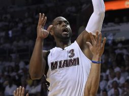 Dwyane Wade metió 16 puntos en 25 minutos para el Heat. EFE /