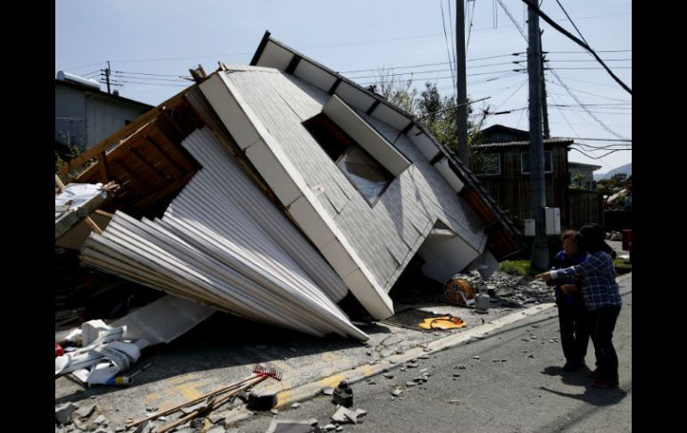 Los sismos dejaron 47 muertos y más de mil heridos. EFE / J. Heon-Kyun