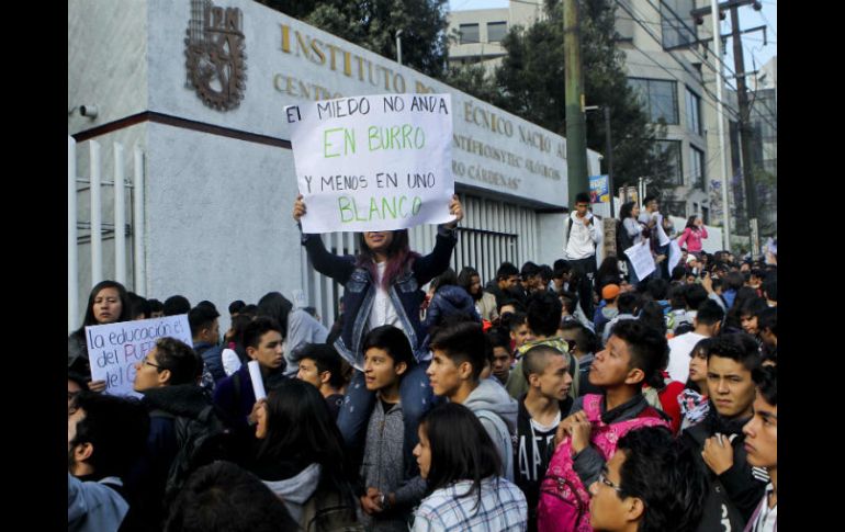 El IPN llevó a cabo un paro total en las vocacionales 1, 2, 4, 5, 8, 10, 13 y 15 este miércoles. SUN / F. Ramírez