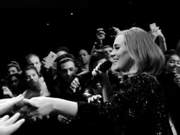 La publicación asegura que no hay mujer que esté incrementando tanto sus ganancias como Adele. INSTAGRAM / @adele