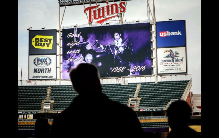 Miles de personas han llorado la muerte de Prince. AP / G. Stubbe / Star Tribune