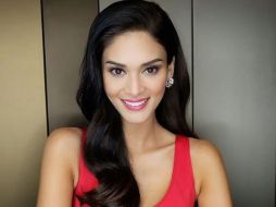 La reina de belleza saludó entre las finalistas al concurso peruano. INSTAGRAM / @piawurtzbach