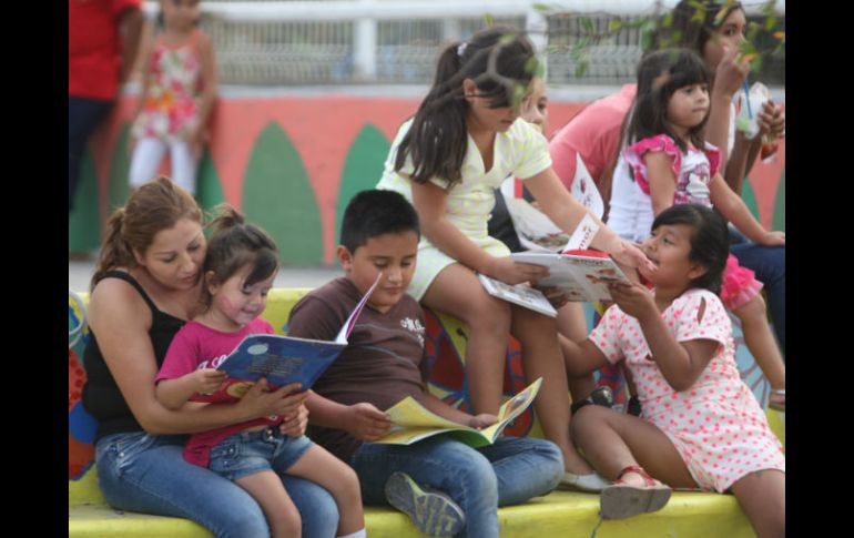 Todo listo para disfrutar de la lectura. EL INFORMADOR / ARCHIVO