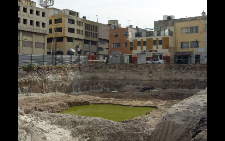 Una de las acumulaciones por excavación en el primer cuadro de Guadalajara. EL INFORMADOR / E. Barrera