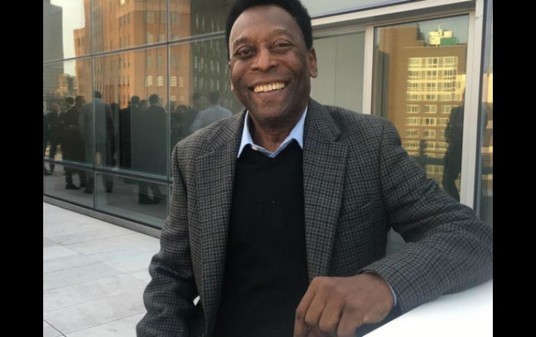 'Instagram me da la oportunidad de compartir con todos ellos los momentos más especiales de mi vida', menciona el astro. INSTAGRAM / @pele