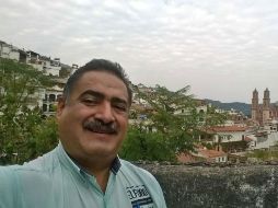 El periodista Francisco Pacheco fue atacado por hombres armados a las afueras de su domicilio en Taxco. EFE / ARCHIVO