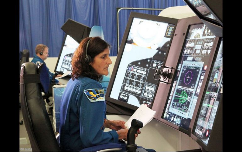 Se utilizan simuladores para practicar el acoplamiento de la nave Starliner CST-100. TWITTER / @BoeingDefense