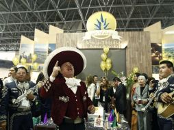 La Ruta del Tequila cumplió ayer 10 años y lo celebraron con mariachi en el marco del Tianguis Turístico 2016. EL INFORMADOR / E. Barrera