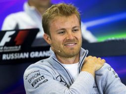 Rosberg triunfó en las tres primeras, por ello el resto de los aspirantes quieren frenarle. EFE / S. Suki