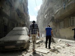 Los bombardeos han ocasionado cuantiosos daños a edificios. EFE / Z. Al Shimale