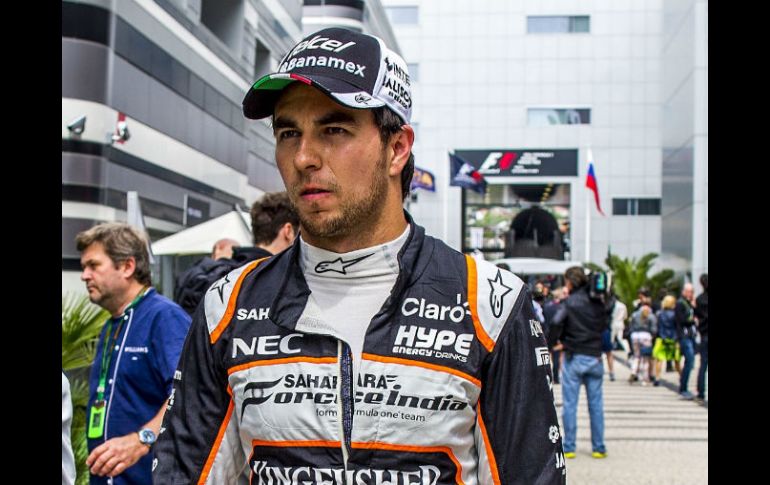 'Checo' espera obtener algunos puntos en la competencia de este domingo. EFE / S. Suki