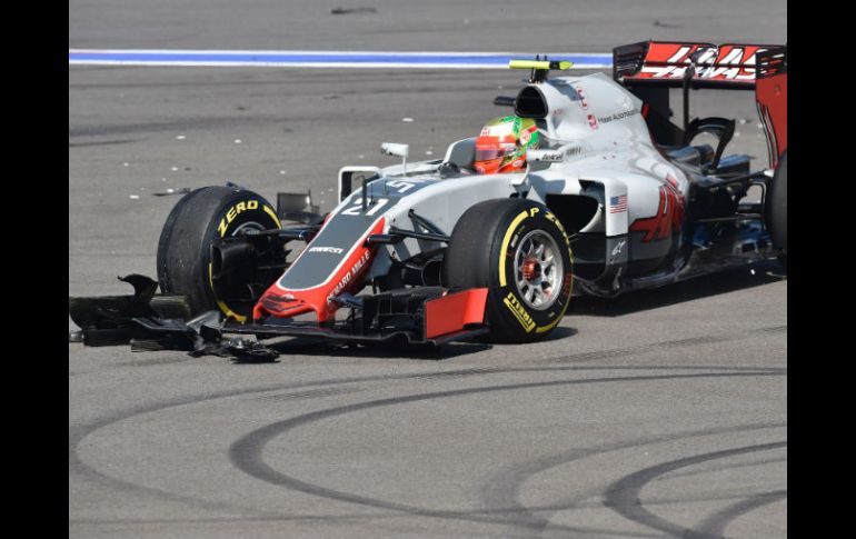 Esteban se vio involucrado en un accidente durante la primera vuelta. AFP / Y. Kadobonov