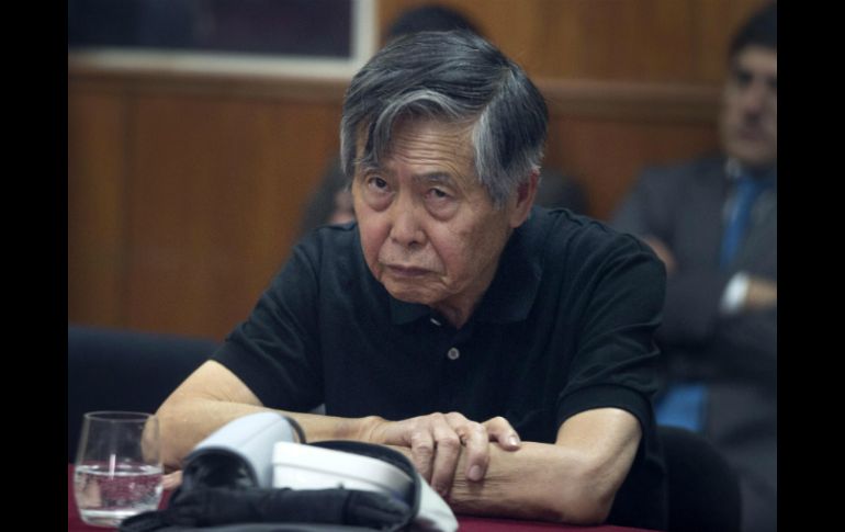 Fujimori fue condenado a 25 años de cárcel como autor intelectual de dos matanzas con 25 víctimas. AP / ARCHIVO