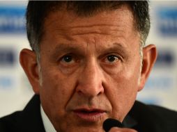 Sobre casos puntuales, Osorio menciona que antes de confirmar el llamado de Carlos Vela, ''hablaremos acerca de lo que espera''. AFP / R. Schemidt