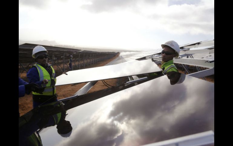 El ''huerto solar'' abastecerá de 8 mega watts, que se compara con alimentar 16 mil viviendas de interés social. AP / ARCHIVO