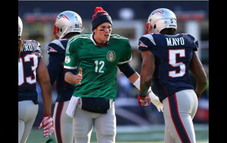 En la imagen que Brady compartió aparece portando una camiseta parecida a la de la Selección Mexicana. FACEBOOK / Tom Brady