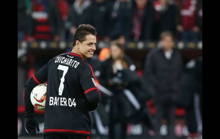 Dos pilares de los buenos resultados del Bayer han sido el ''Chicharito'' y Julian Brandt. MEXSPORT / ARCHIVO