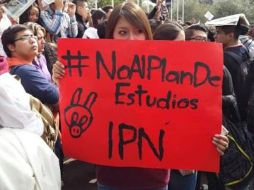 Los estudiantes han radicalizado sus peticiones y pueden poner en riesgo sus estudios. ESPECIAL /