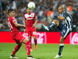 Acción del partido entre Toluca y Monterrey este sábado. MEXSPORT / J. Martínez