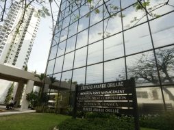 A mediados de abril la fiscalía allanó una oficina de consultores tributarios. AP / ARCHIVO