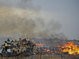 Enfrentamientos entre las tropas del gobierno de Sudán y las milicias han obligado a cerca de 100 mil personas a huir. AP / ARCHIVO