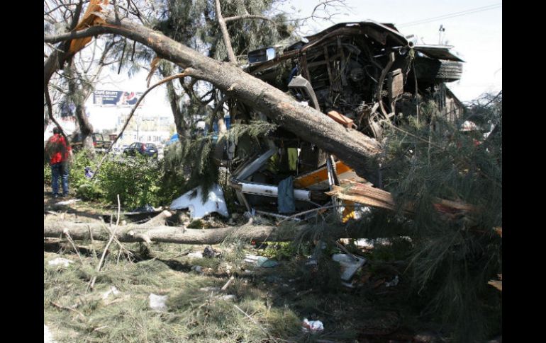 Los especialistas de periciales elaborarán el peritaje que permita esclarecer las causas del percance. EL INFORMADOR / ARCHIVO