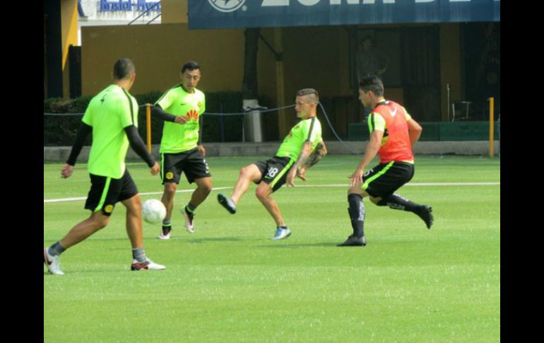 Los futbolistas tuvieron un intenso entrenamiento en Coapa. TWITTER / @ClubAmerica